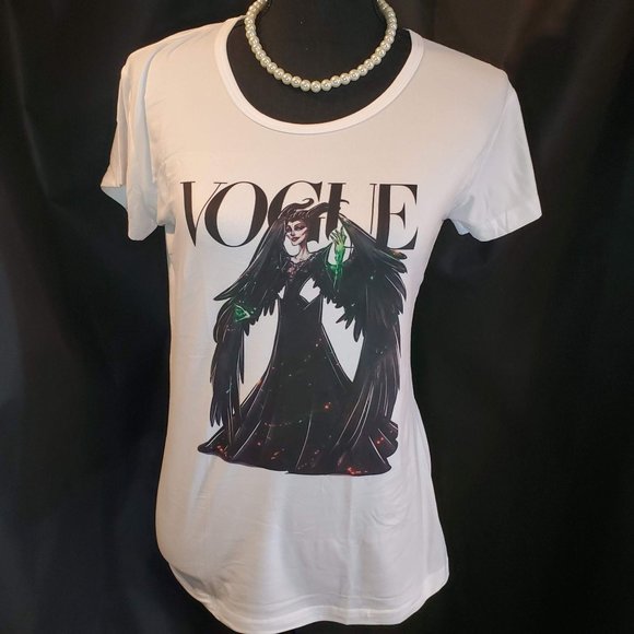 Vogue Disney Villain Maleficent White Short Sleeve - Picture 5 of 13